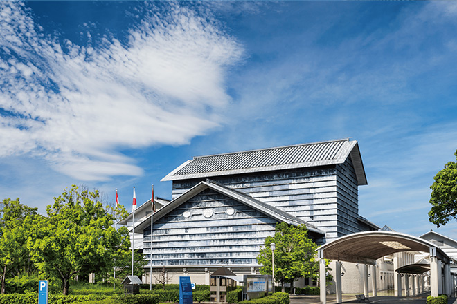 高知県立美術館